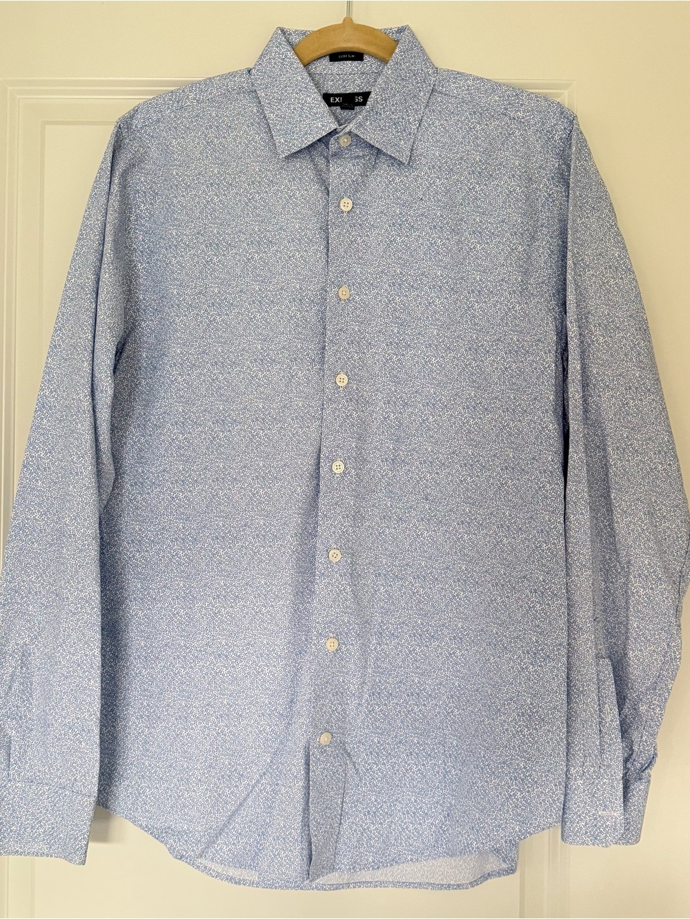 Express Extra Slim Men's Light Blue Micro-Print Dress Shirt Medium 15-15 1/2